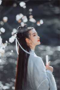 热门好看小说离婚后，我成了前妻高攀不起的神(皮阳阳苏雪晴)_离婚后，我成了前妻高攀不起的神皮阳阳苏雪晴小说完结