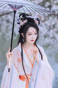 重生踹掉留洋渣夫，她成了万人迷