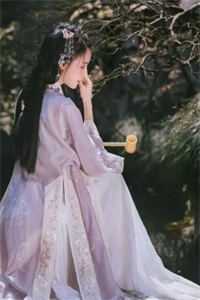 中秋节，婆婆说我跟月饼一样过于穷酸