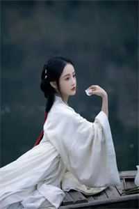 《重生后带着妻女疯狂捞金》谢昭林暮雨最新章节列表_免费完结版小说《重生后带着妻女疯狂捞金》谢昭林暮雨