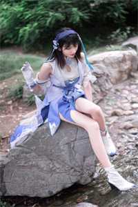 快穿：绝色美人绑定生子系统
